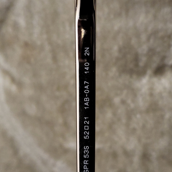 Authentic Prada sunglasses - Picture 4 of 9